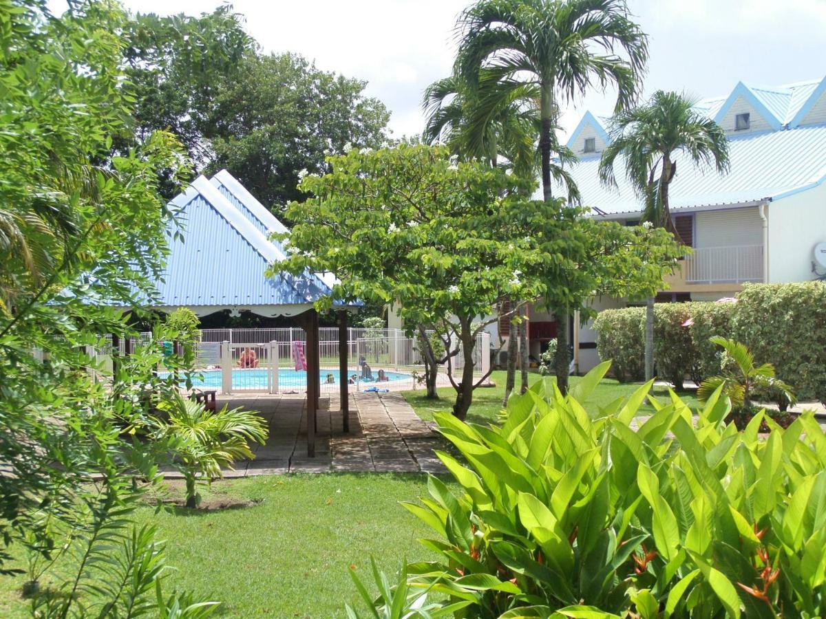 Caraibes Holidays Сент-Анн Экстерьер фото