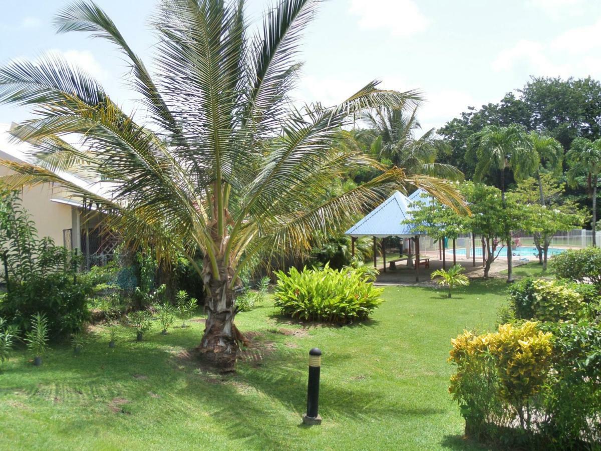 Caraibes Holidays Сент-Анн Экстерьер фото